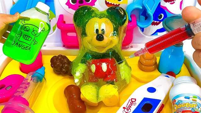 Vídeo de juguete: Cura con estilo | ¡Set para cuidar el moño de Minnie Mouse!
